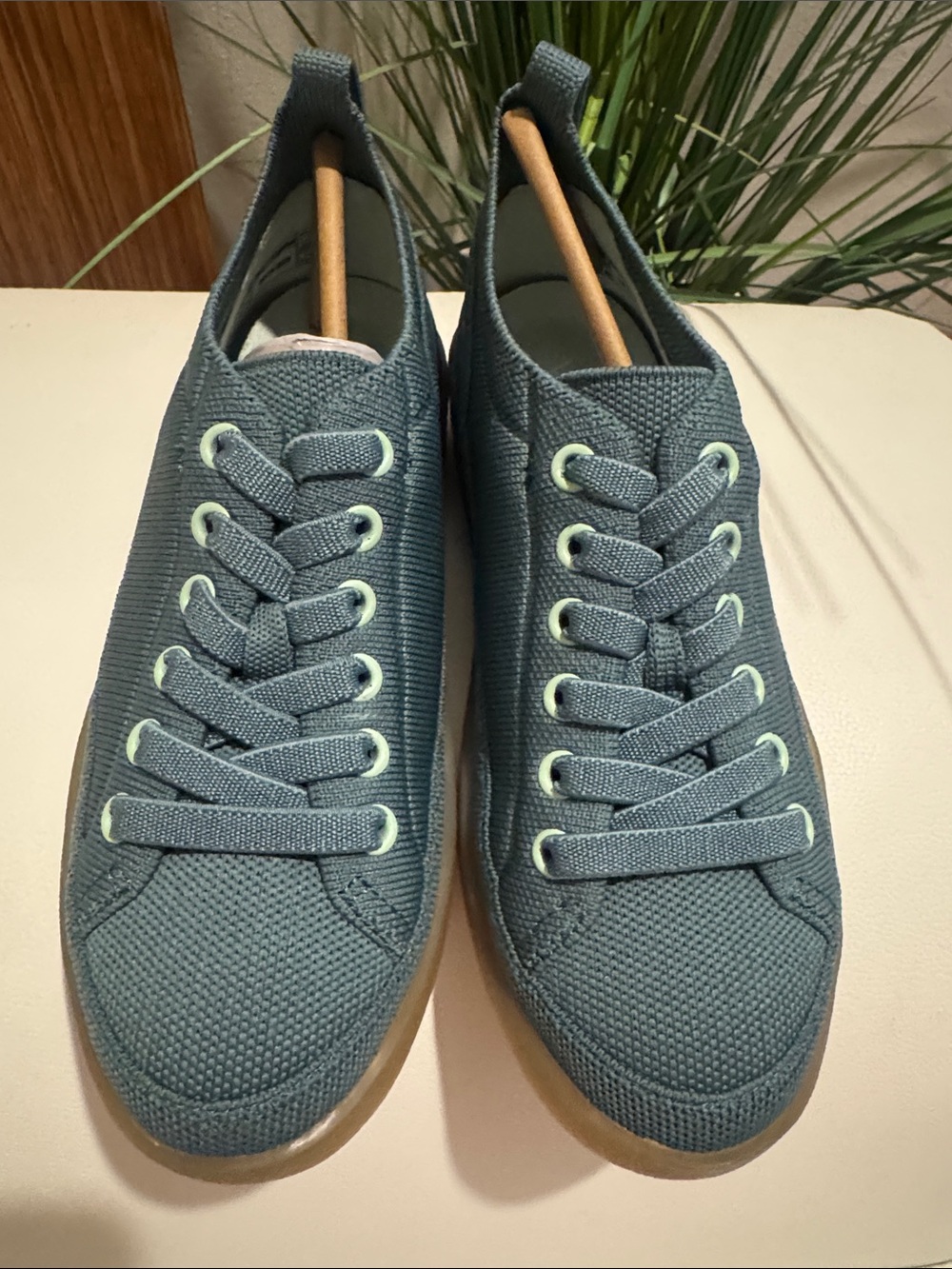 Vionic Winny Knit Women's Lace-Up Sneakers in Haze Blue